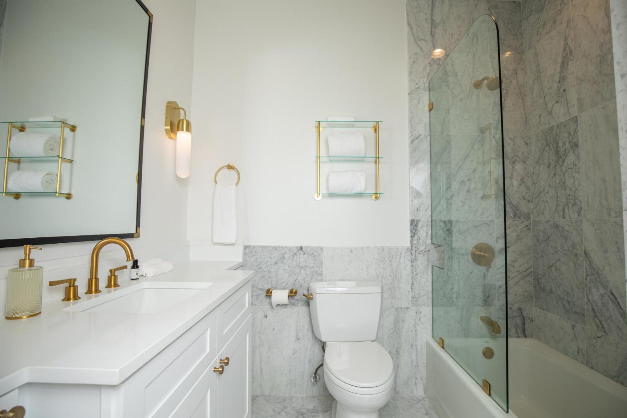 Hotel Blackbird 4*